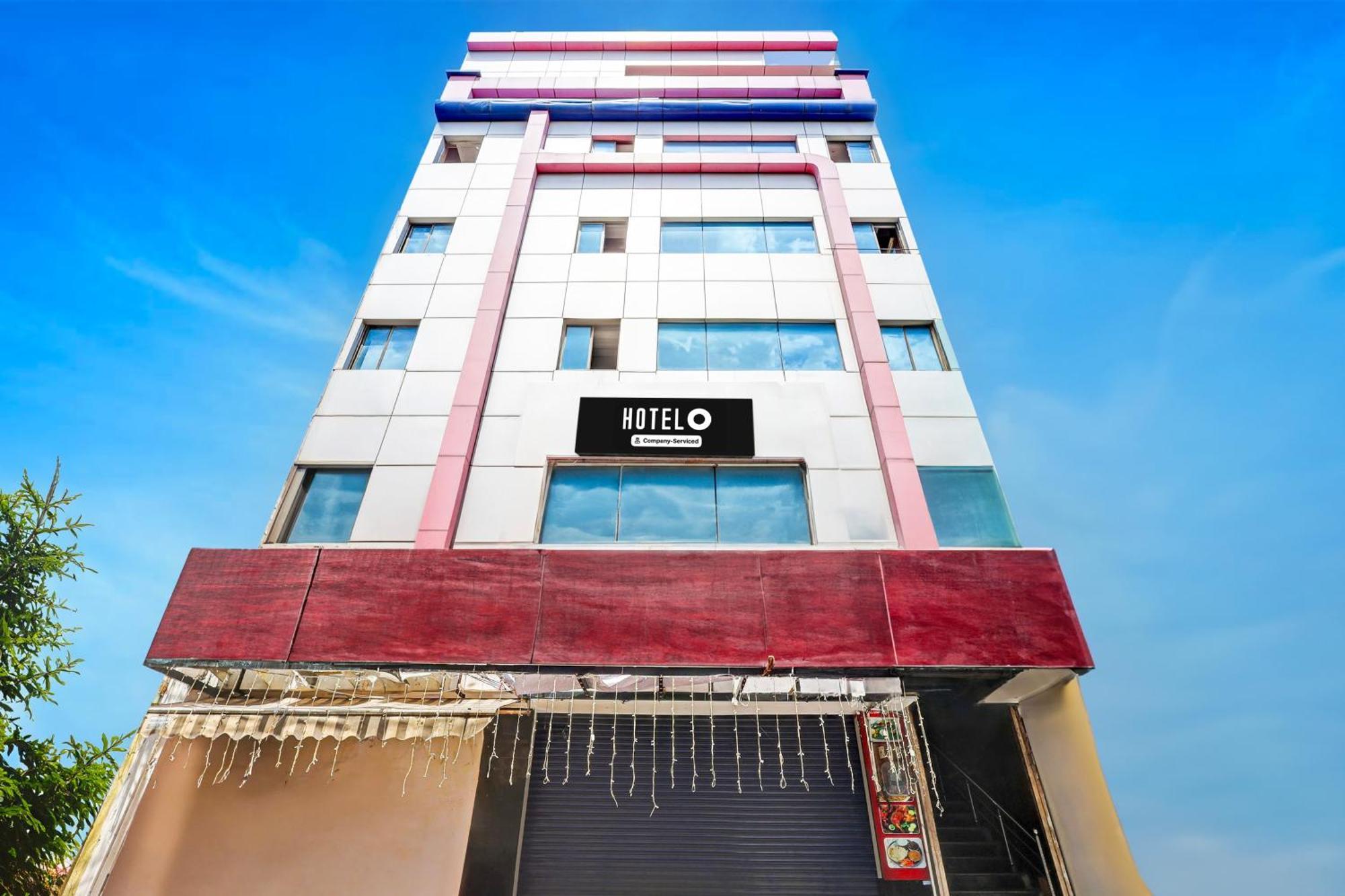 Super Hotel O Besant Road Vijayawāda Exterior photo